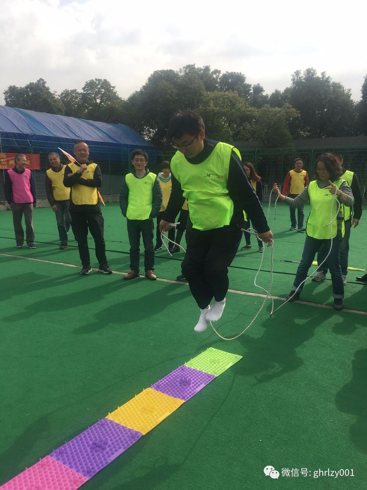 lolS15全球总决赛赛制-新奥尔良鹈鹕冲刺阶段远射贴柱；志在德国杯名次提升；引发热议；团队化学反应显著