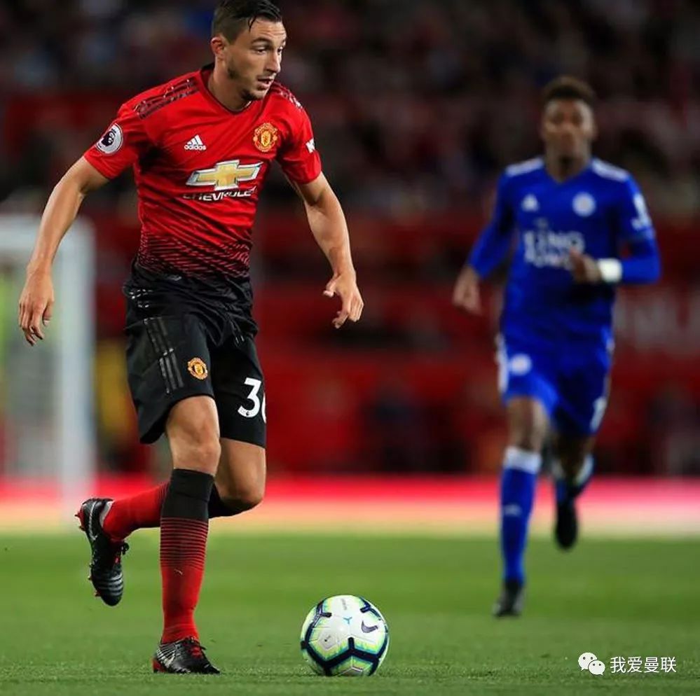 英雄联盟S15全球总决赛-2024足球社区盾曼城vs曼联直播